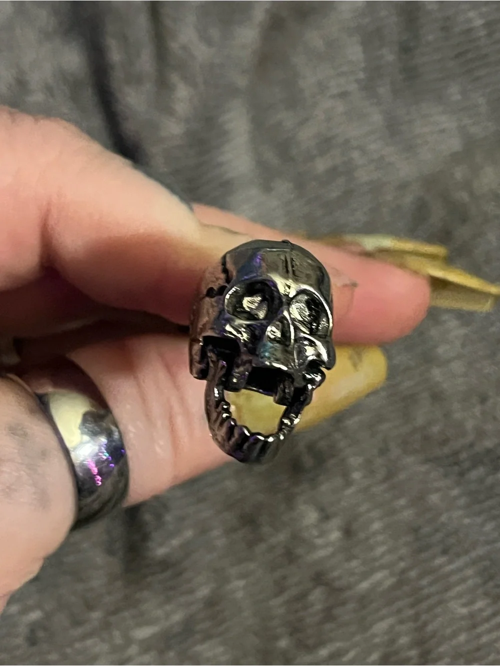 Silver Twisted Metal Hair Stick with Decorative Top